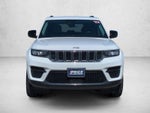 2022 Jeep Grand Cherokee Laredo 4x4