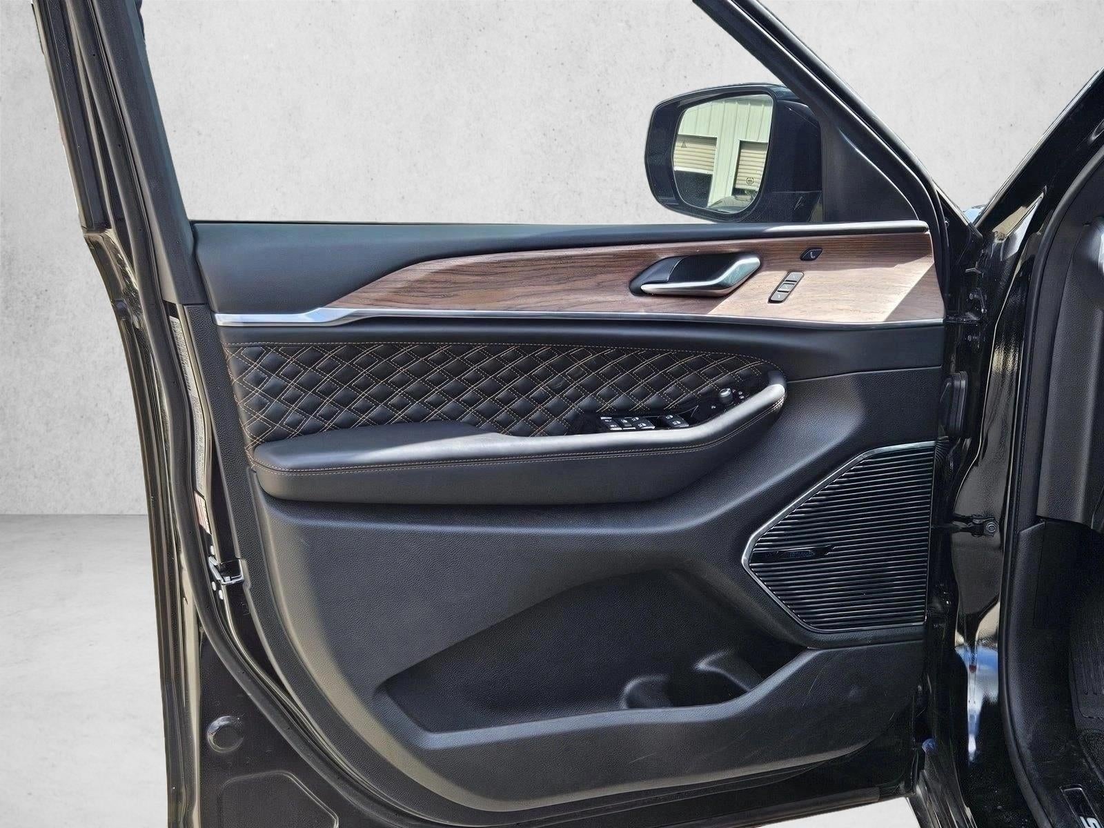 2023 Jeep Grand Cherokee Summit 4x4