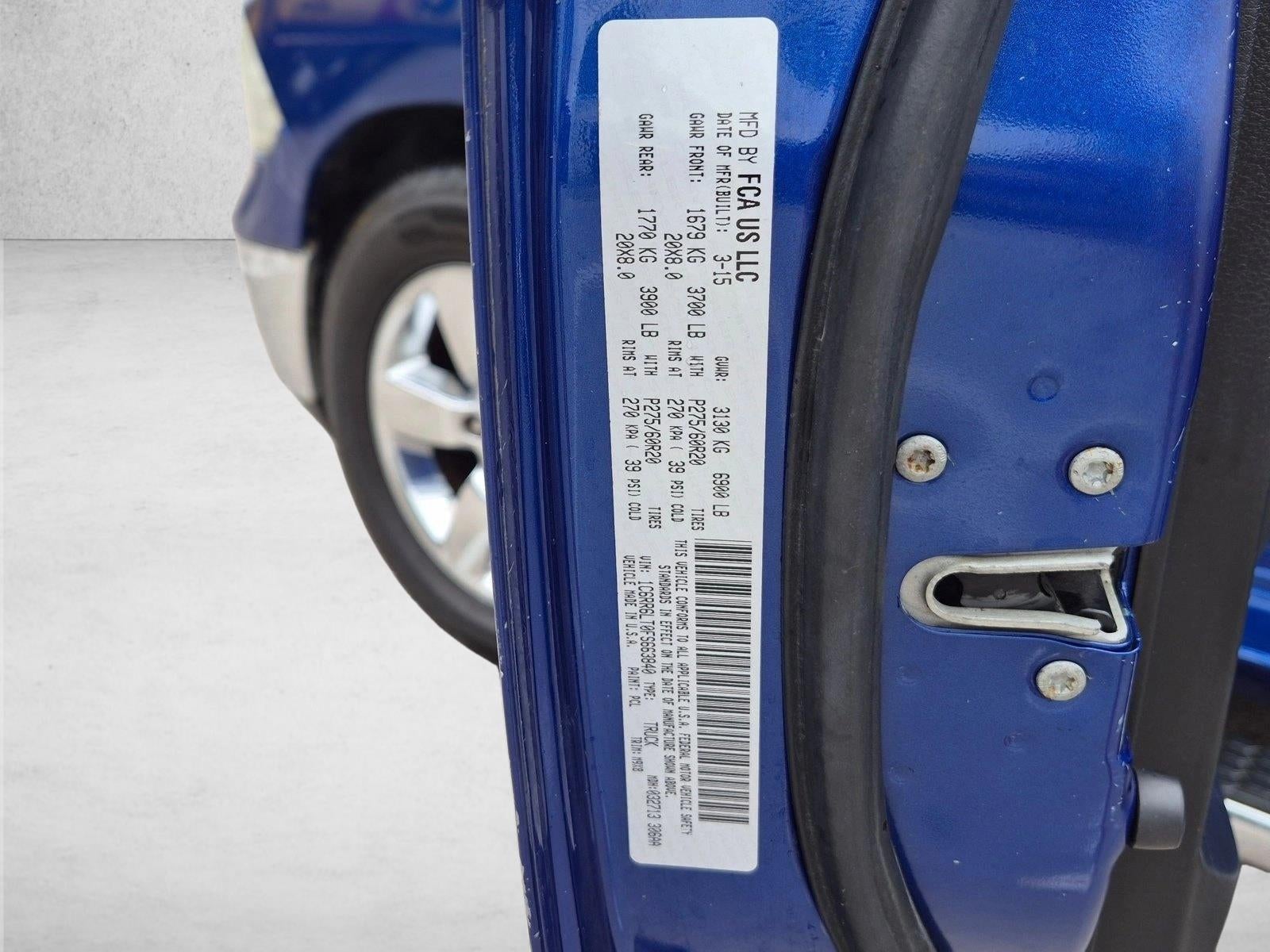 2015 RAM 1500 2WD Crew Cab 5.7 Ft Box Lone Star