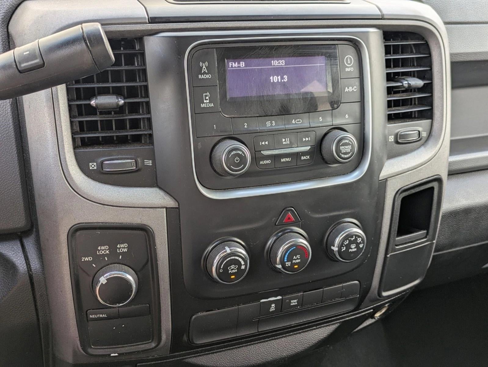 2015 RAM 1500 4WD Quad Cab 6.4 Ft Box Express