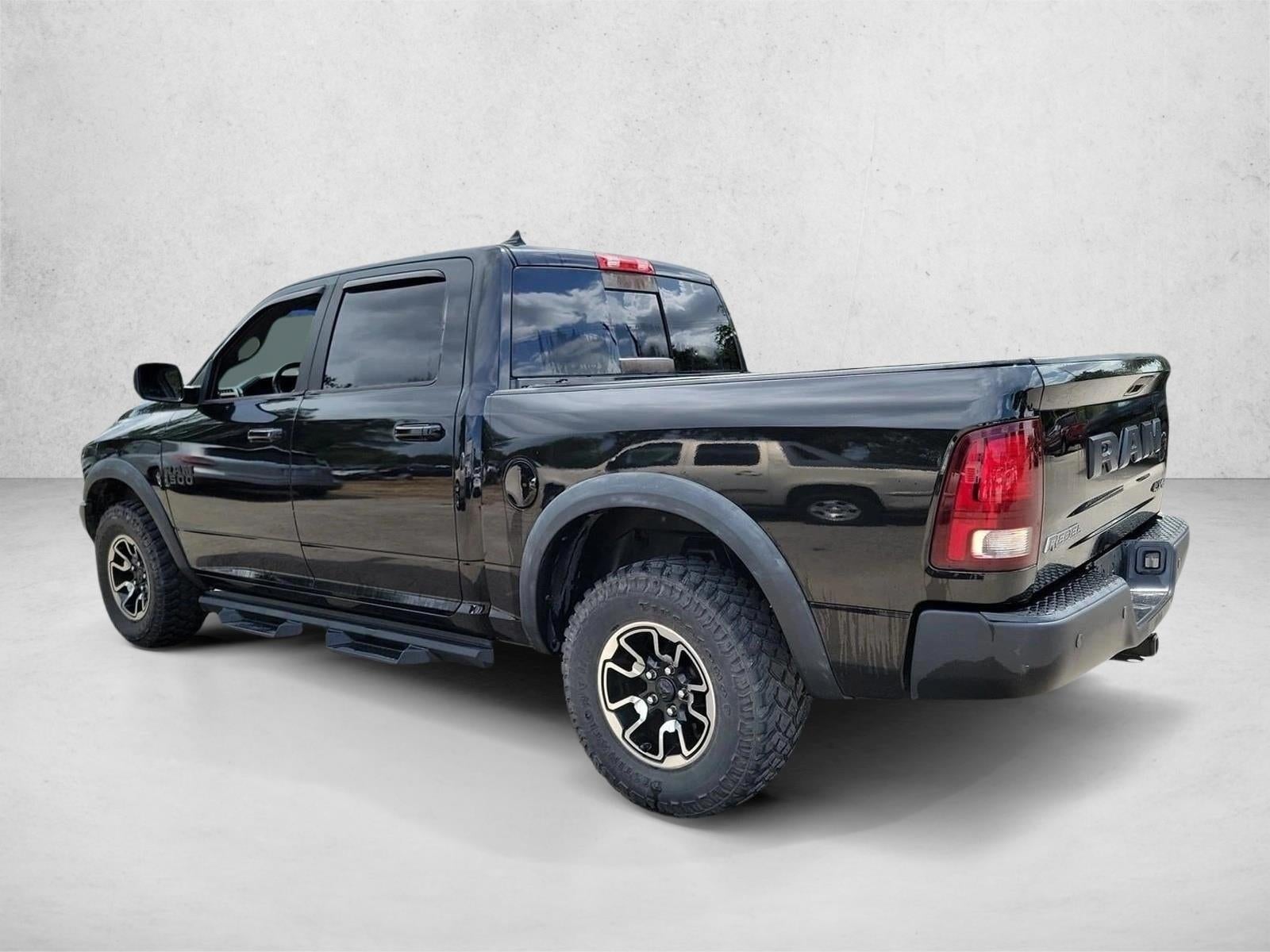 2015 RAM 1500 4WD Crew Cab 5.7 Ft Box Rebel