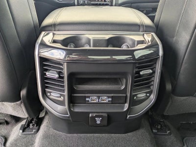2022 RAM 1500 Laramie 4x2 Crew Cab 5'7" Box