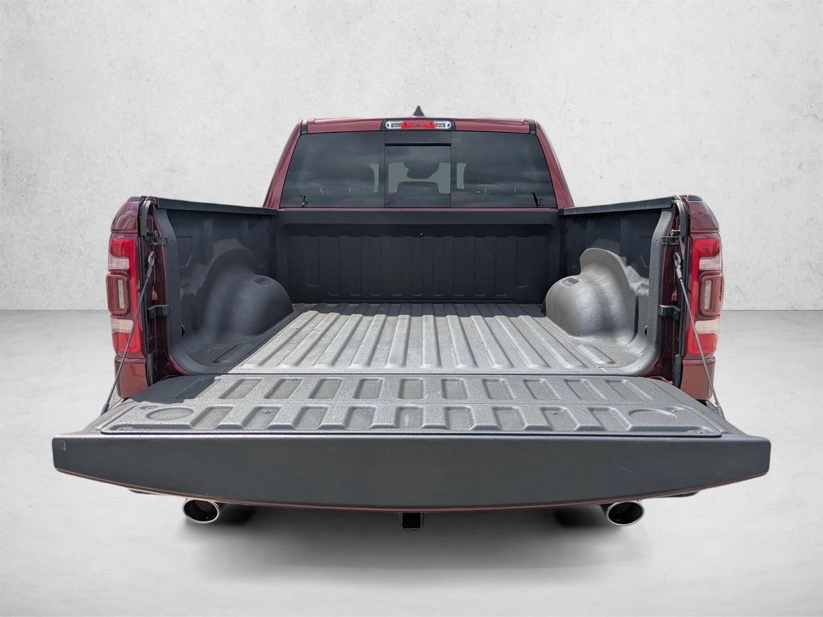 2022 RAM 1500 Laramie 4x2 Crew Cab 5'7" Box