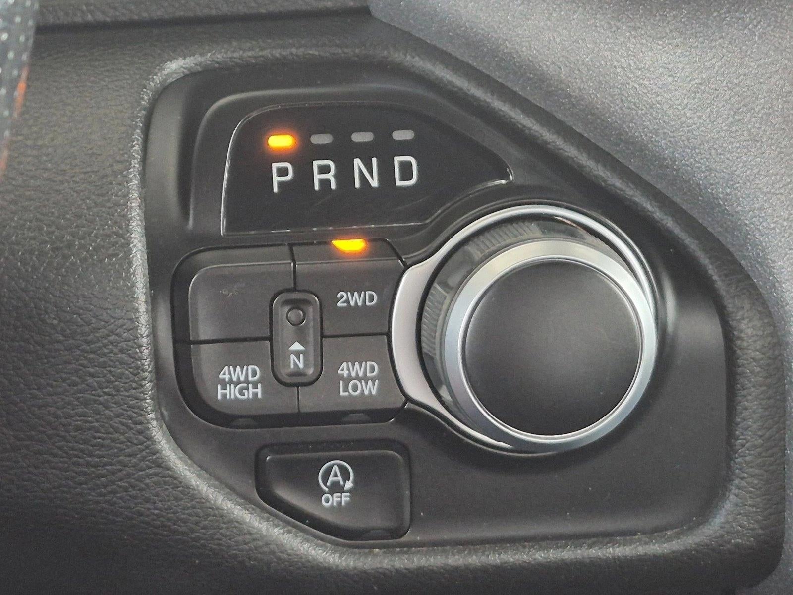 2022 RAM 1500 Tradesman 4x4 Crew Cab 6'4" Box