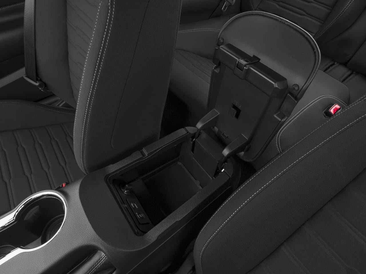 2016 Ford Mustang 2dr Fastback EcoBoost