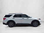 2022 Ford Explorer XLT RWD