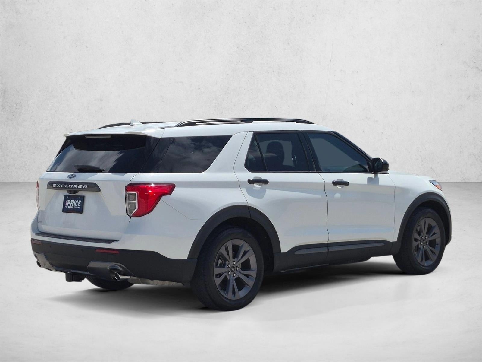 2022 Ford Explorer XLT RWD