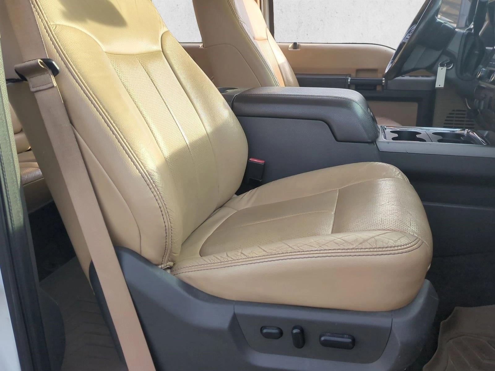 2012 Ford Super Duty F-250 SRW 4WD Crew Cab 6-3/4 Ft Box Lariat