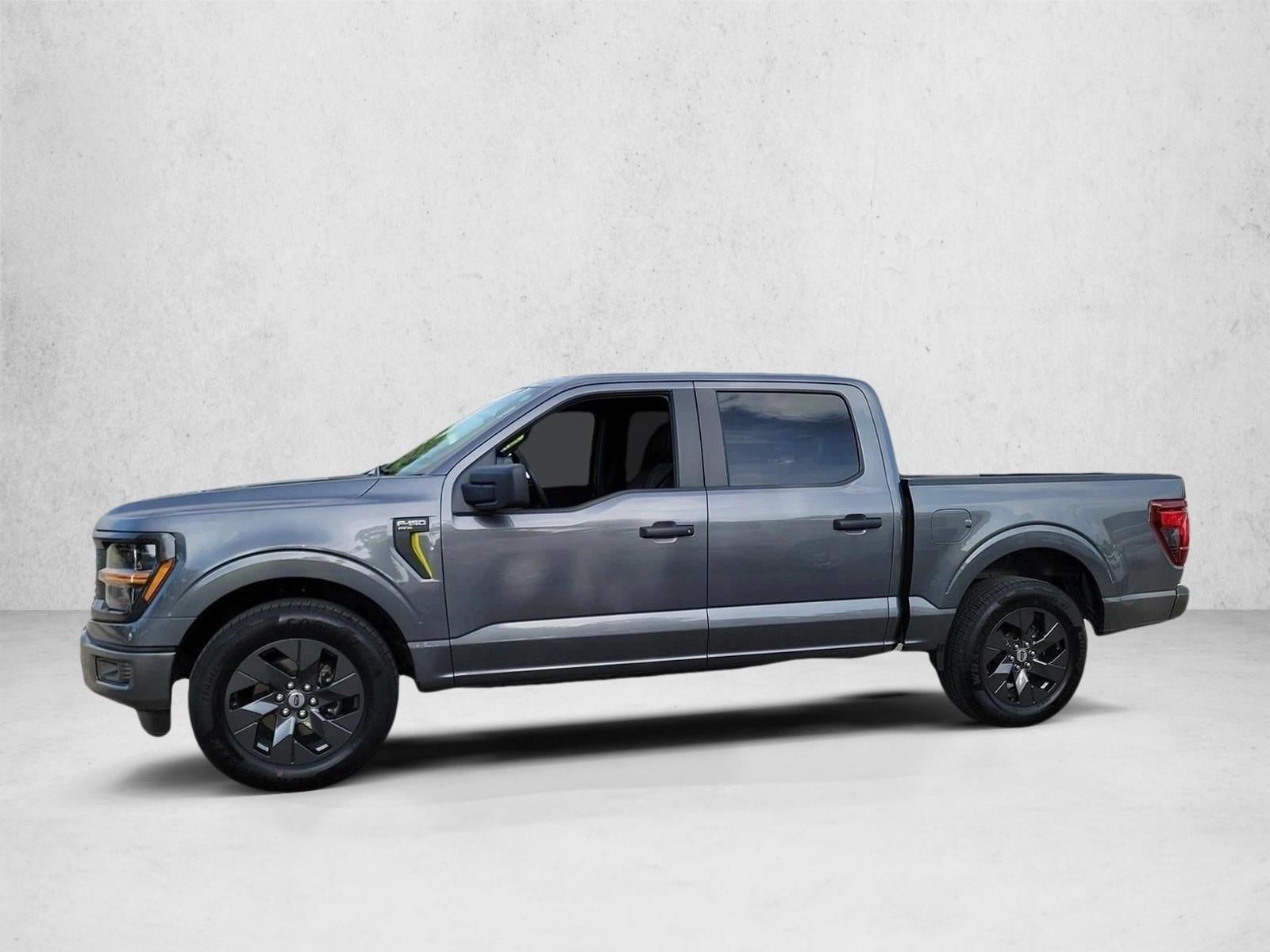 2025 Ford F-150 STX 2WD SuperCrew 5.5' Box