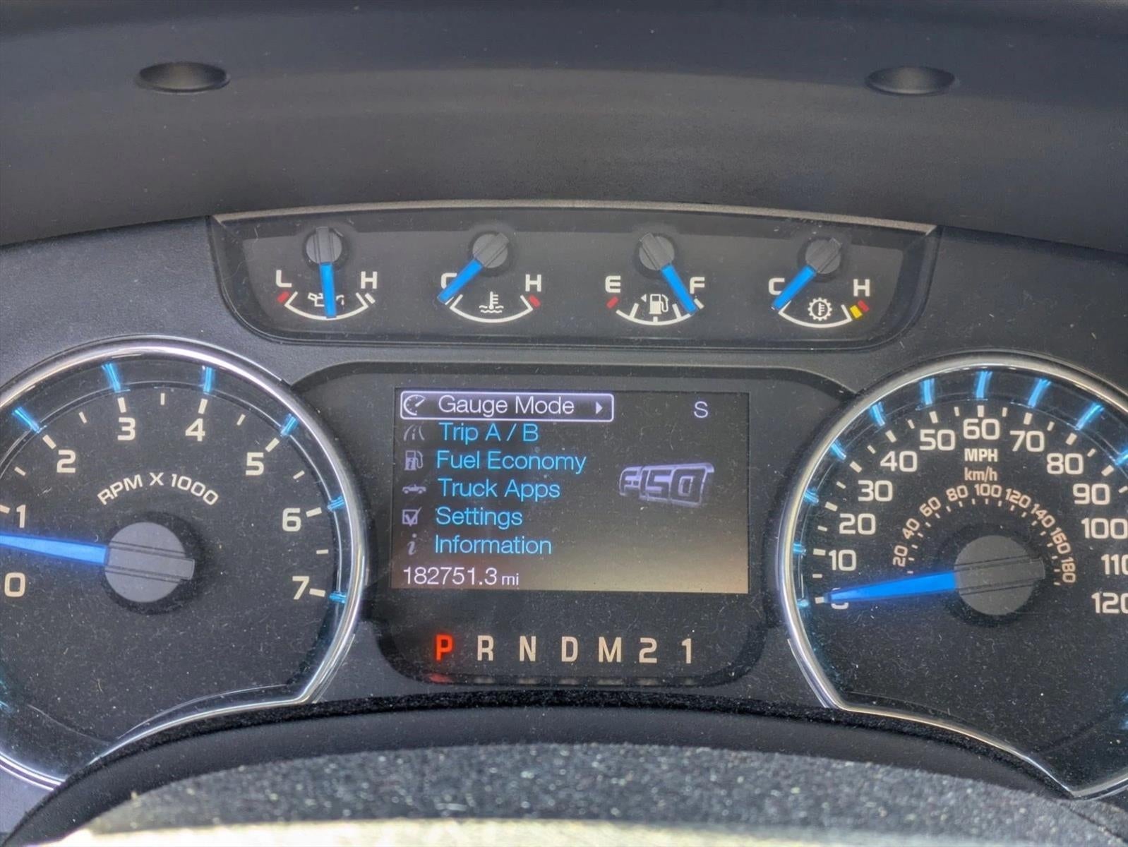 2013 Ford F-150 2WD SuperCrew 5-1/2 Ft Box XLT