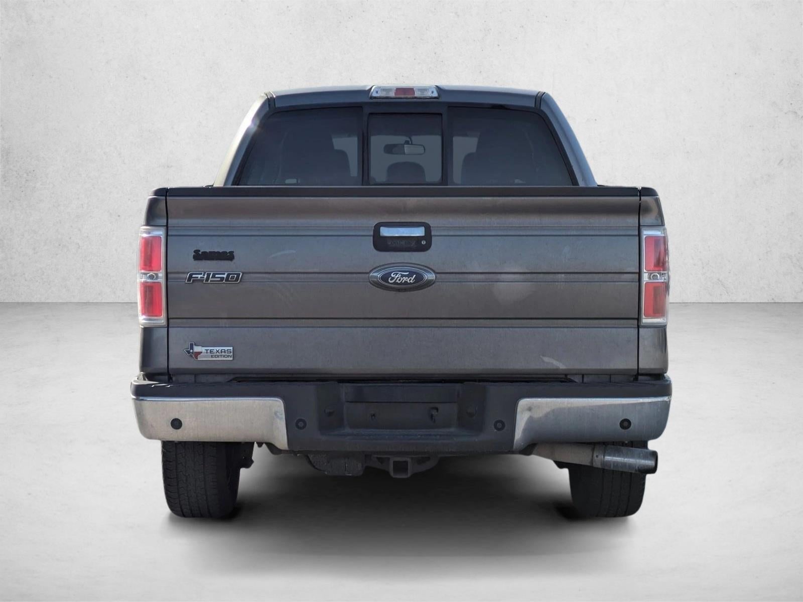 2013 Ford F-150 2WD SuperCrew 5-1/2 Ft Box XLT