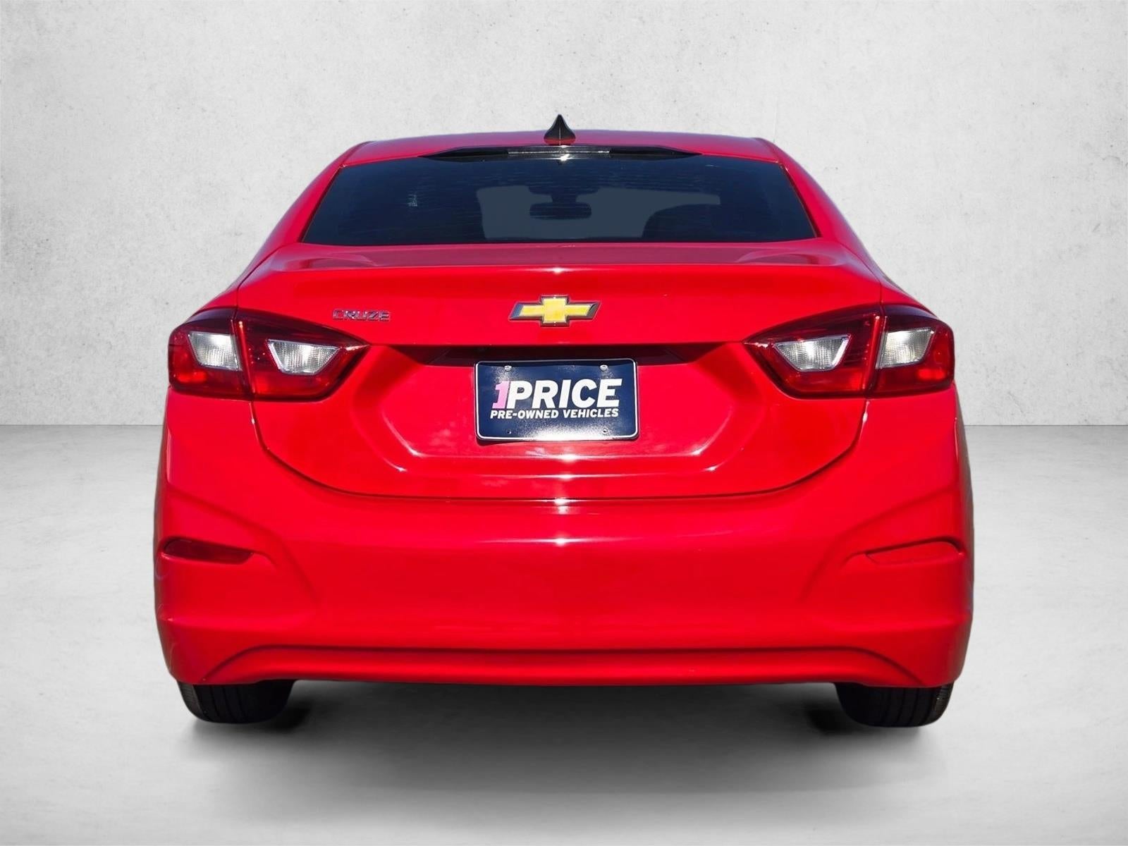 2018 Chevrolet Cruze Sedan LS (Automatic)