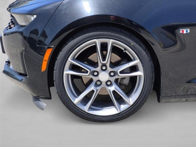 2019 Chevrolet Camaro 2dr Coupe 1LT