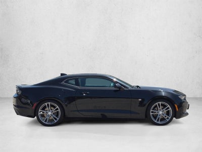 2019 Chevrolet Camaro 2dr Coupe 1LT