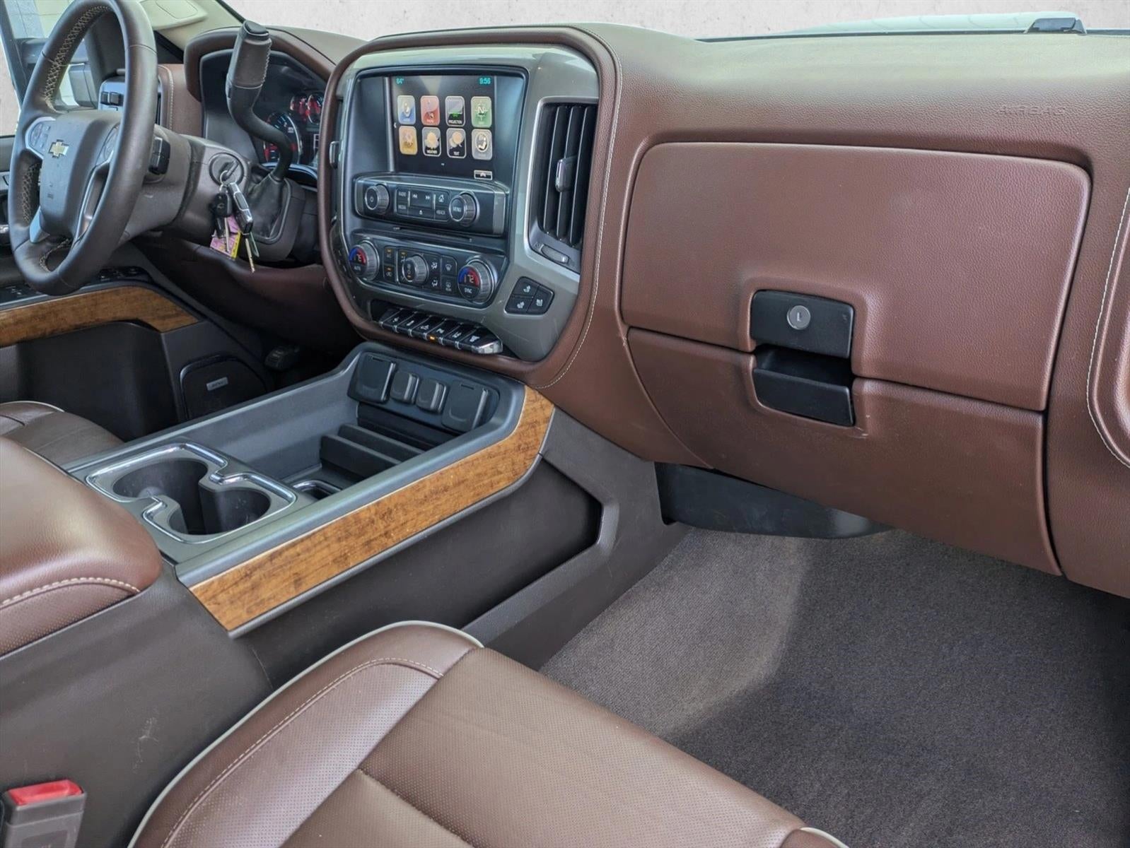 2018 Chevrolet Silverado 2500 HD Crew Cab Standard Box 4-Wheel Drive High Country