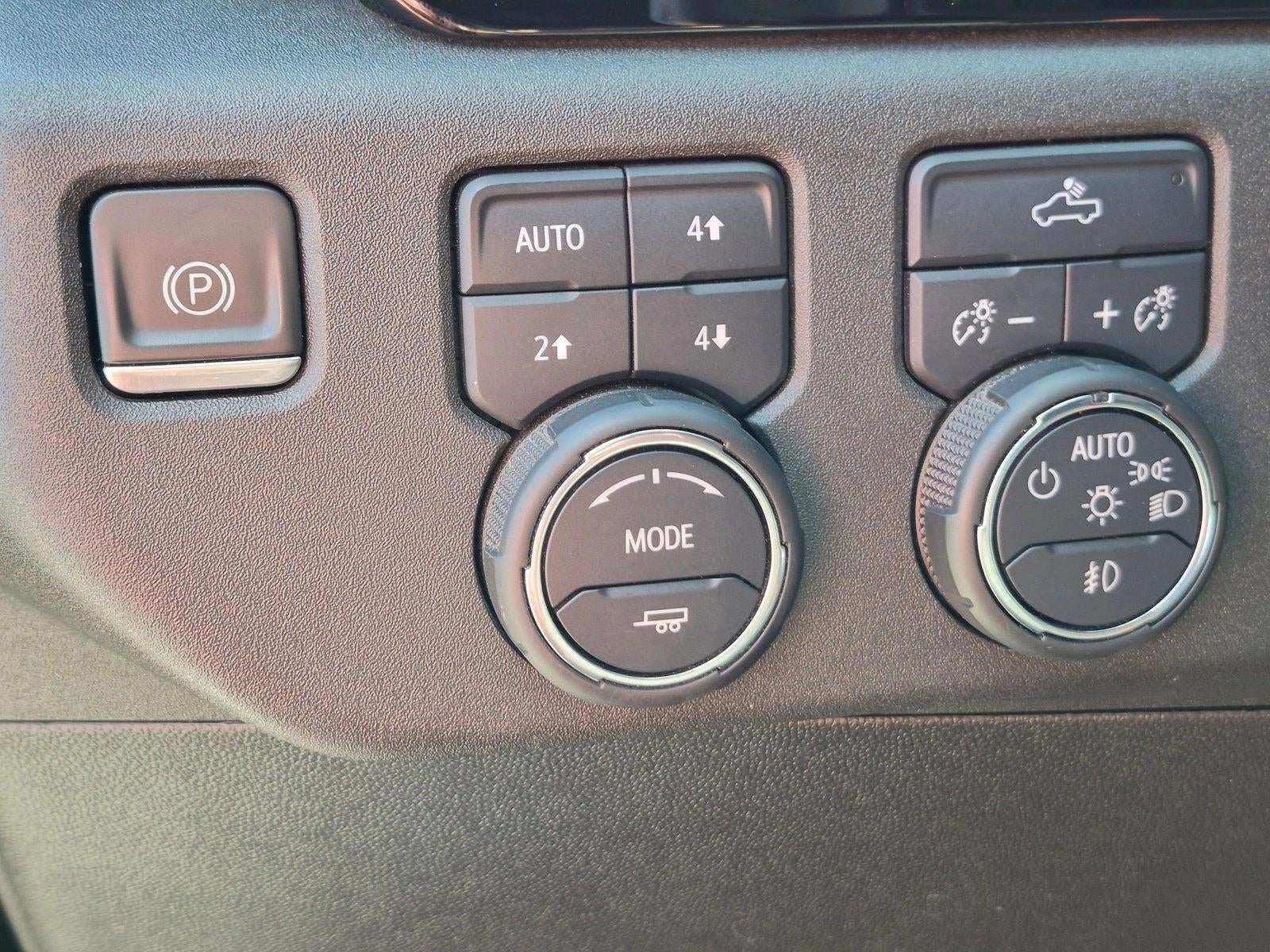 2023 Chevrolet Silverado 1500 Crew Cab Short Box 4-Wheel Drive RST