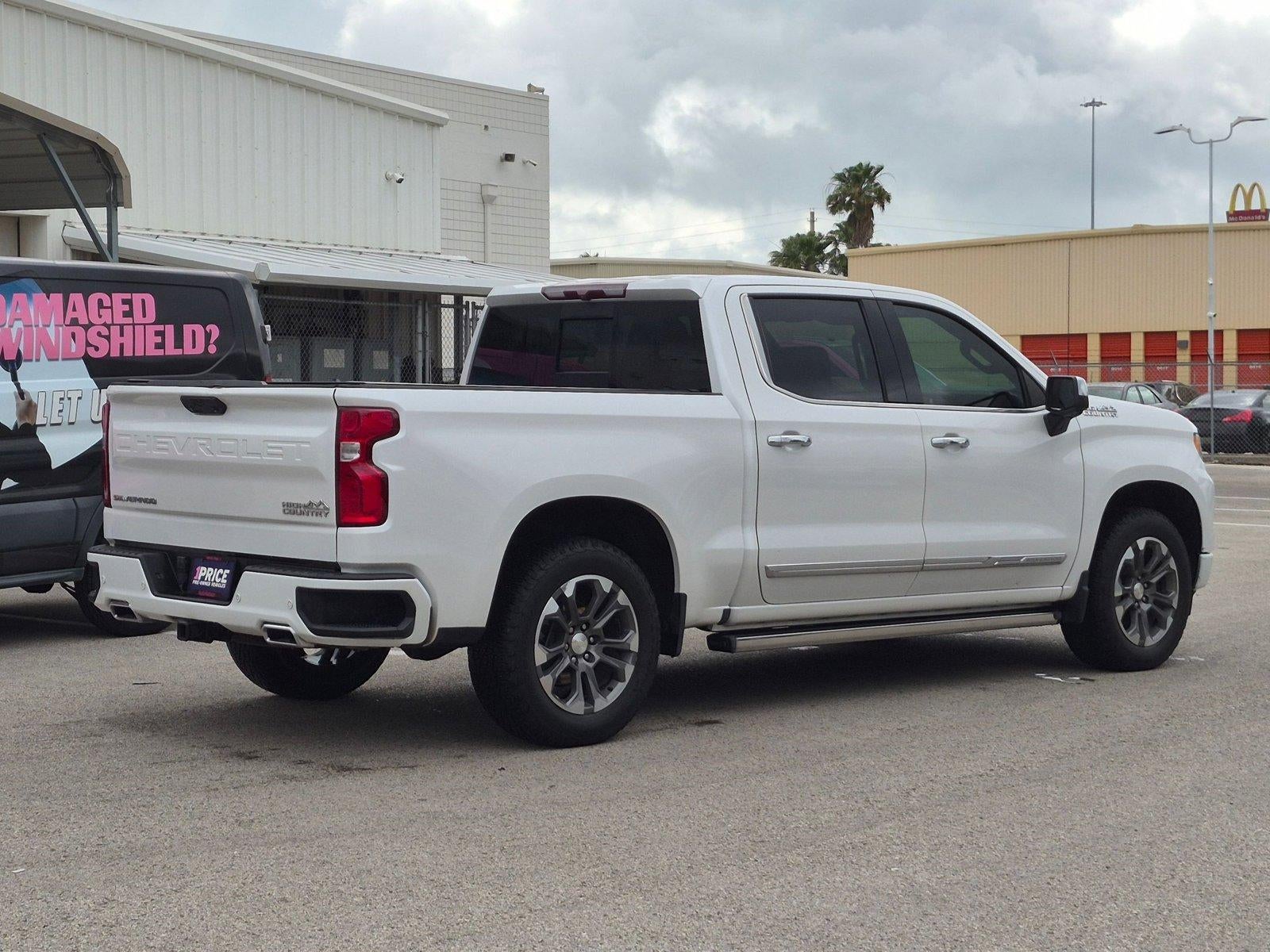2023 Chevrolet Silverado 1500 Crew Cab Short Box 4-Wheel Drive High Country
