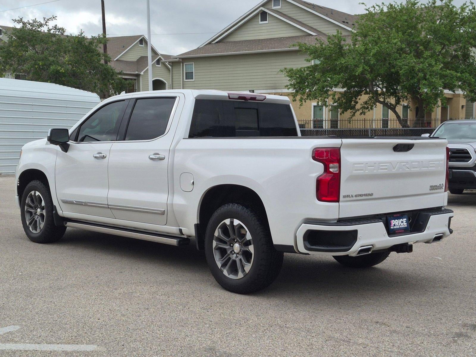 2023 Chevrolet Silverado 1500 Crew Cab Short Box 4-Wheel Drive High Country