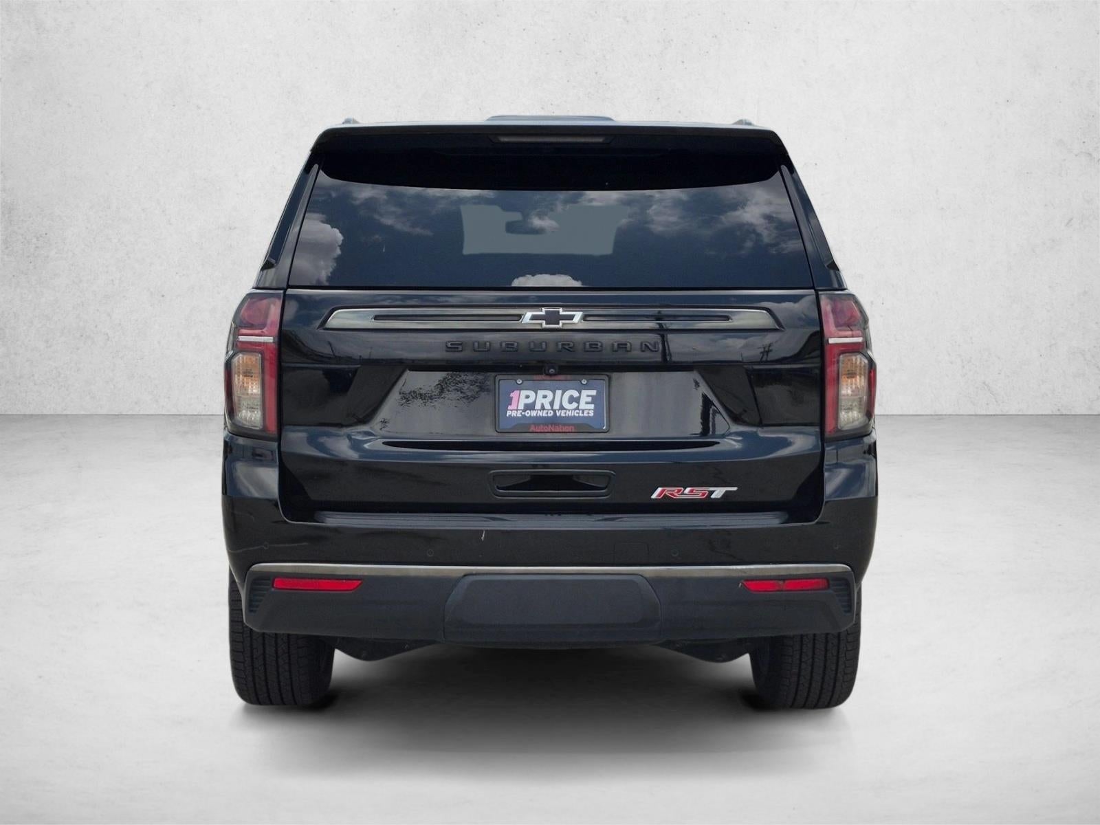 2022 Chevrolet Suburban 2WD RST