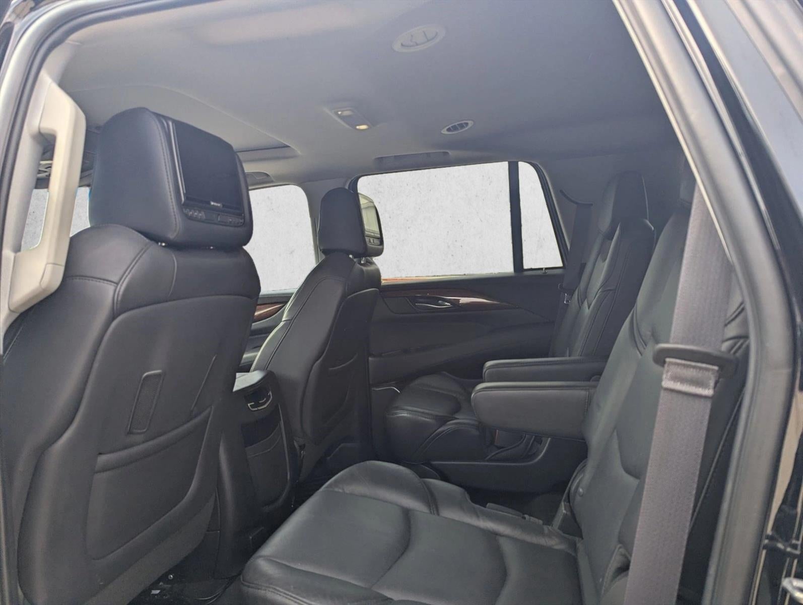 2017 Cadillac Escalade RWD Luxury