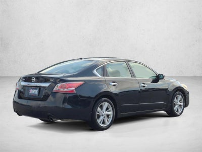 2015 Nissan Altima 4dr Sdn I4 2.5 SV