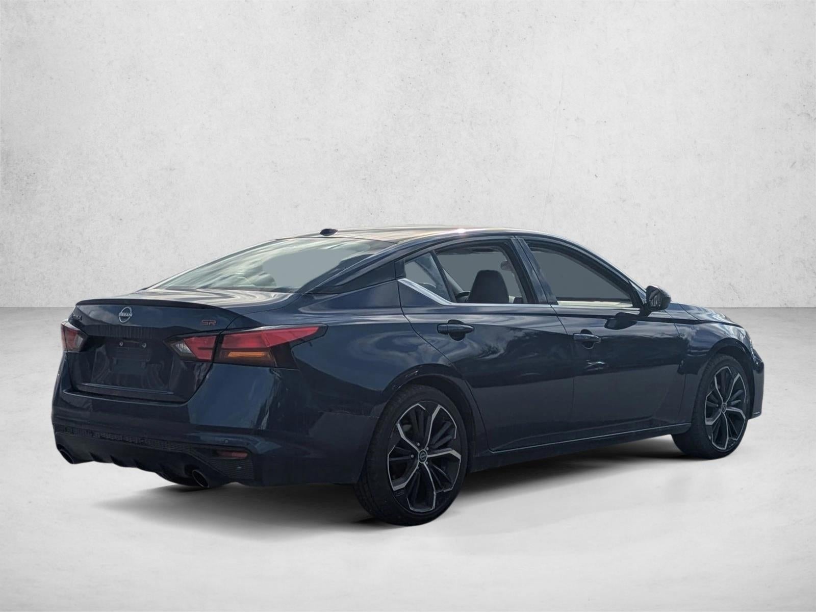 2024 Nissan Altima 2.5 SR Sedan