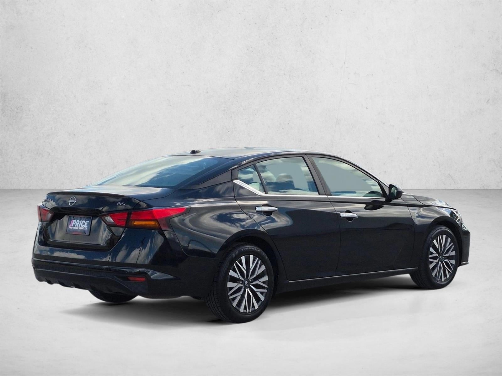 2024 Nissan Altima 2.5 SV Sedan