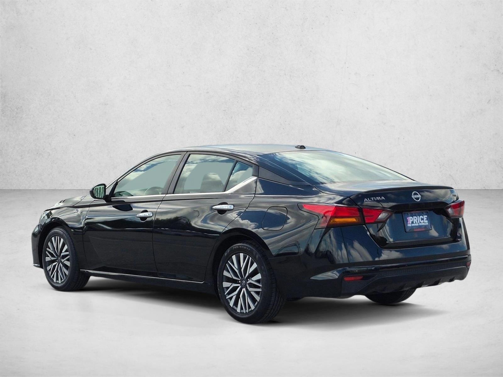 2024 Nissan Altima 2.5 SV Sedan