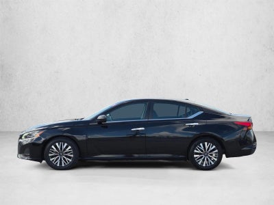 2024 Nissan Altima 2.5 SV Sedan