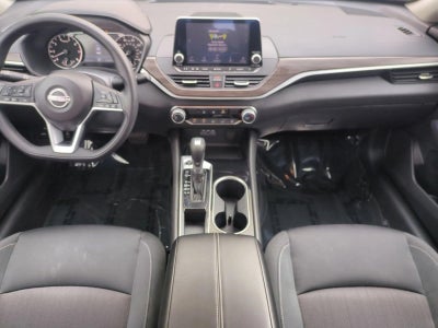 2024 Nissan Altima 2.5 SV Sedan