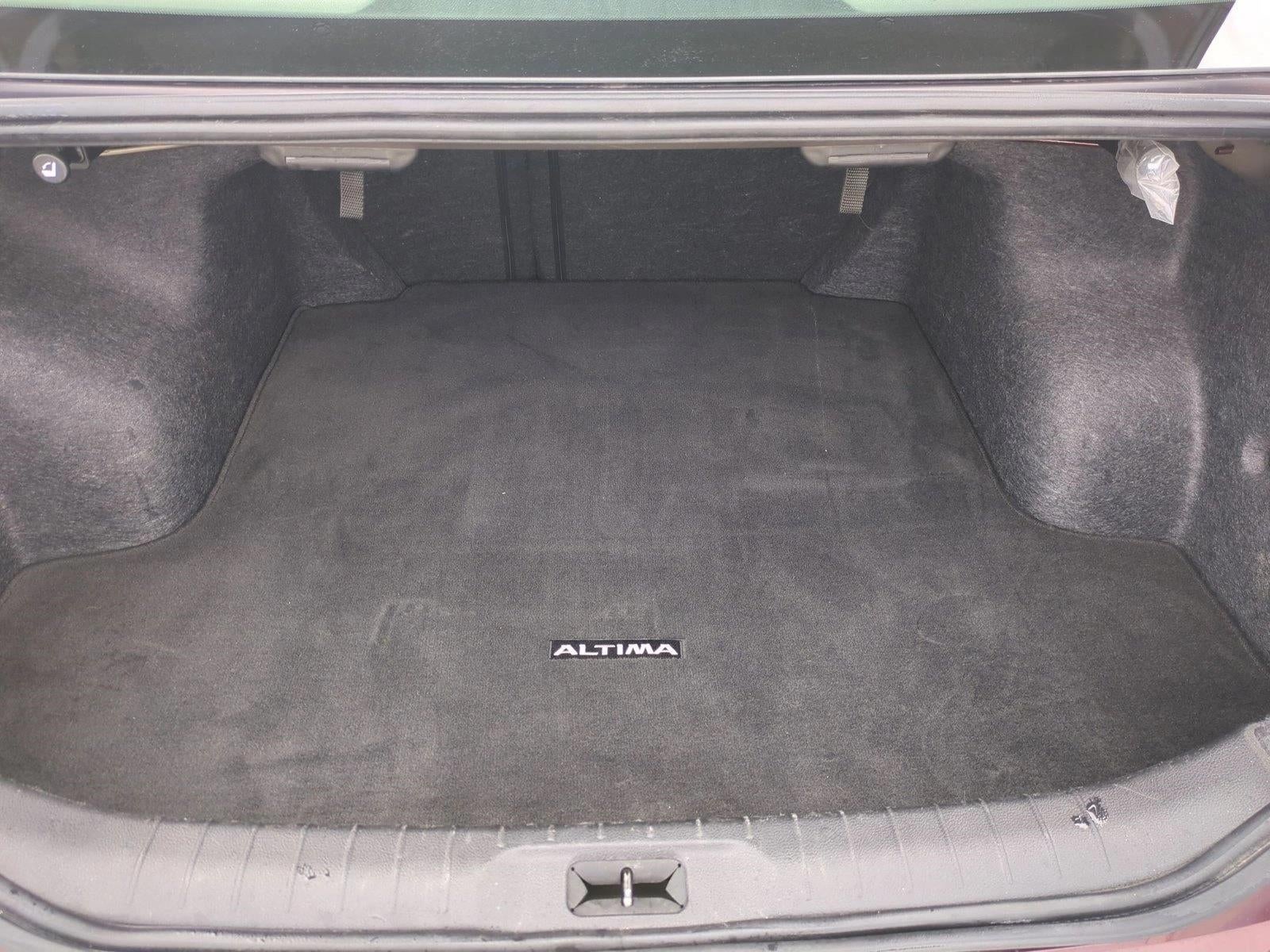 2024 Nissan Altima 2.5 SV Sedan