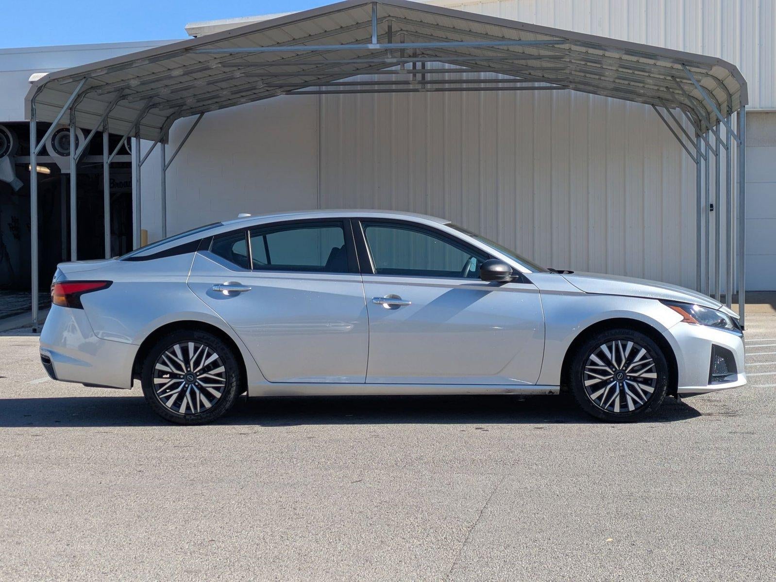 2024 Nissan Altima 2.5 SV Sedan