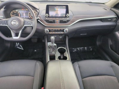 2024 Nissan Altima 2.5 SV Sedan