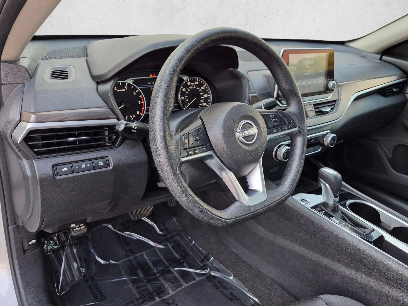 2024 Nissan Altima 2.5 SV Sedan