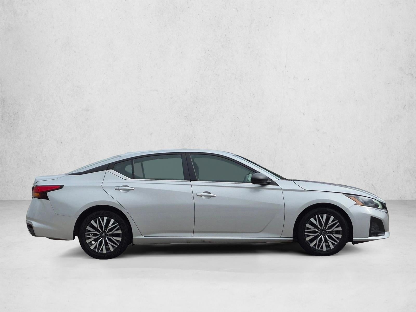 2024 Nissan Altima 2.5 SV Sedan