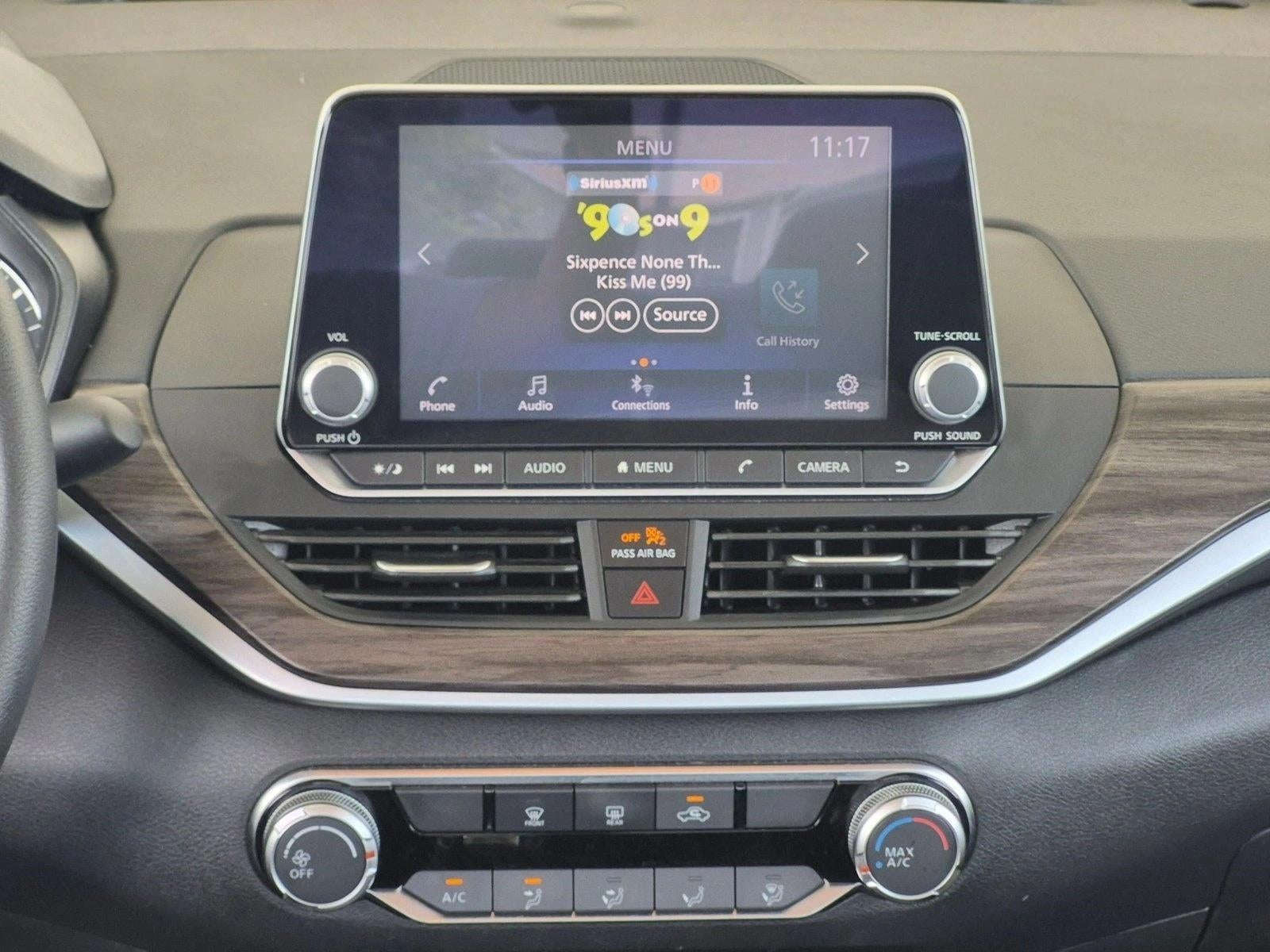 2025 Nissan Altima SV FWD