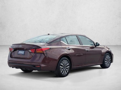 2024 Nissan Altima 2.5 SV Sedan