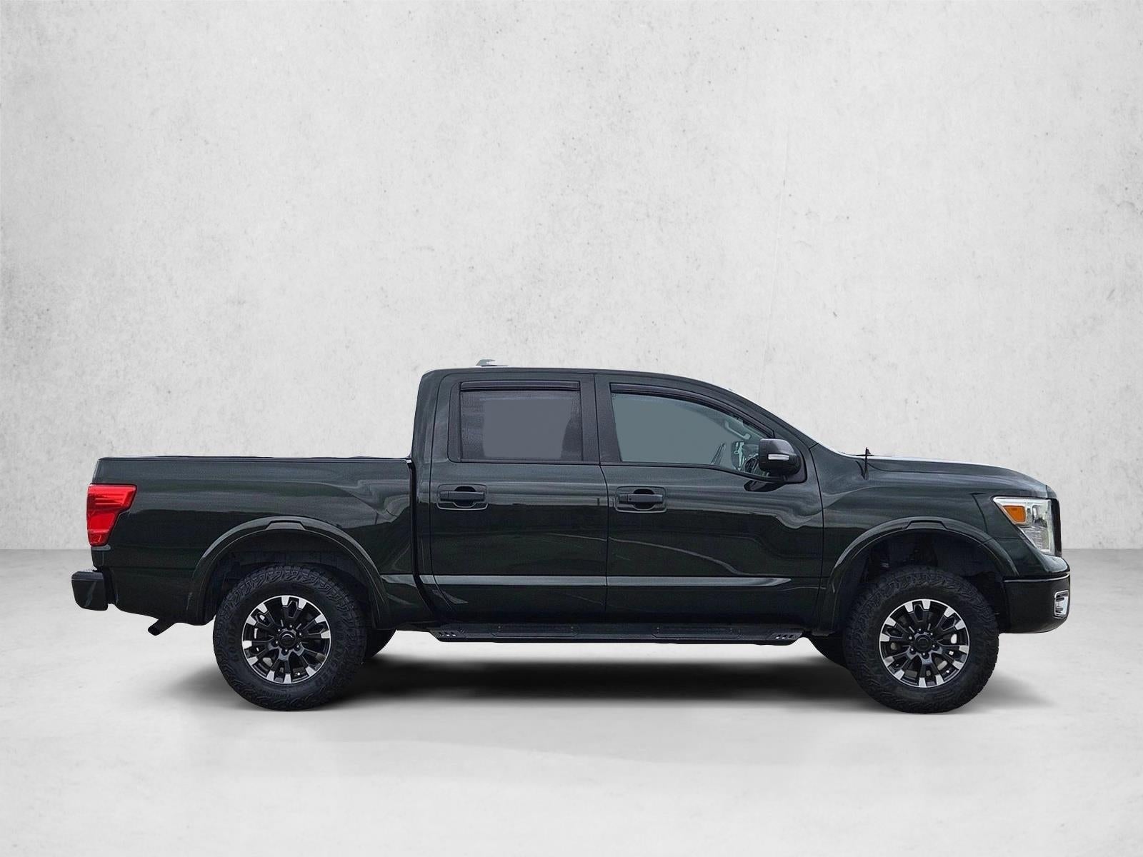 2019 Nissan Titan 4x4 Crew Cab PRO-4X