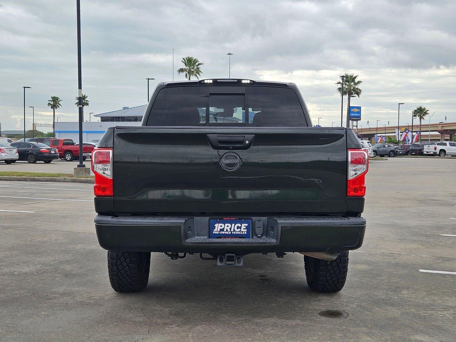 2019 Nissan Titan 4x4 Crew Cab PRO-4X