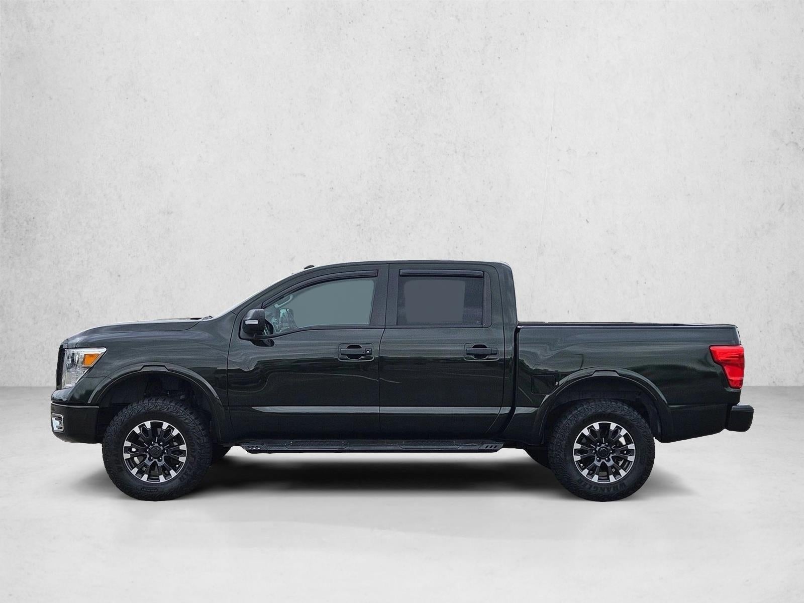 2019 Nissan Titan 4x4 Crew Cab PRO-4X