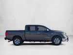 2017 Nissan Titan 4x4 Crew Cab SV