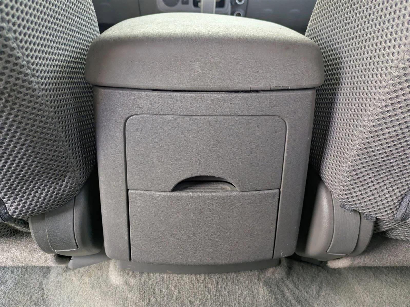 2016 Nissan Frontier 2WD Crew Cab SWB Auto SV