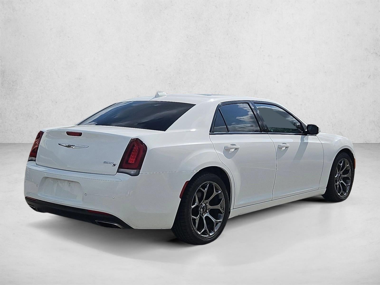 2018 Chrysler 300 300S RWD