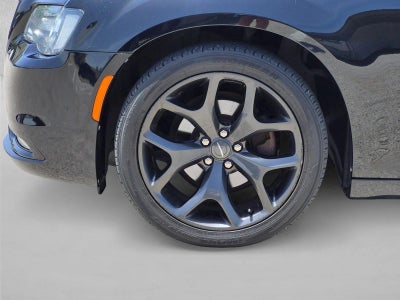 2021 Chrysler 300 300S RWD