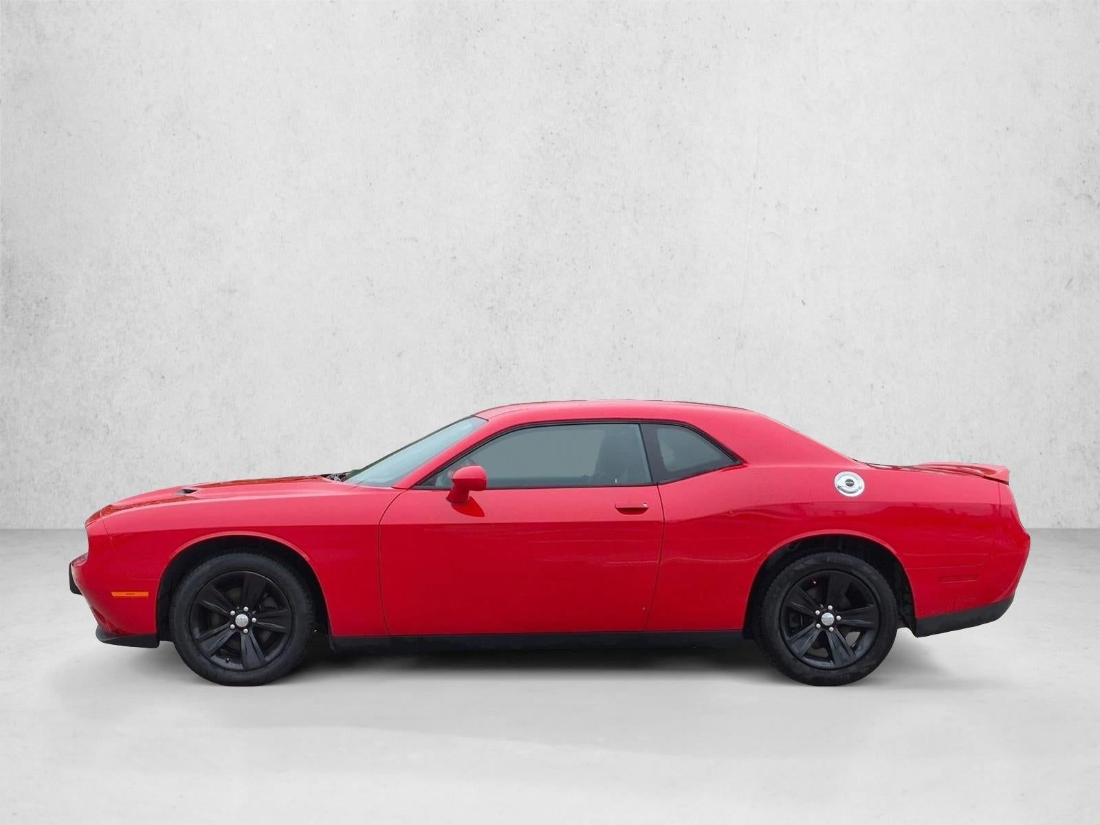 2019 Dodge Challenger SXT RWD