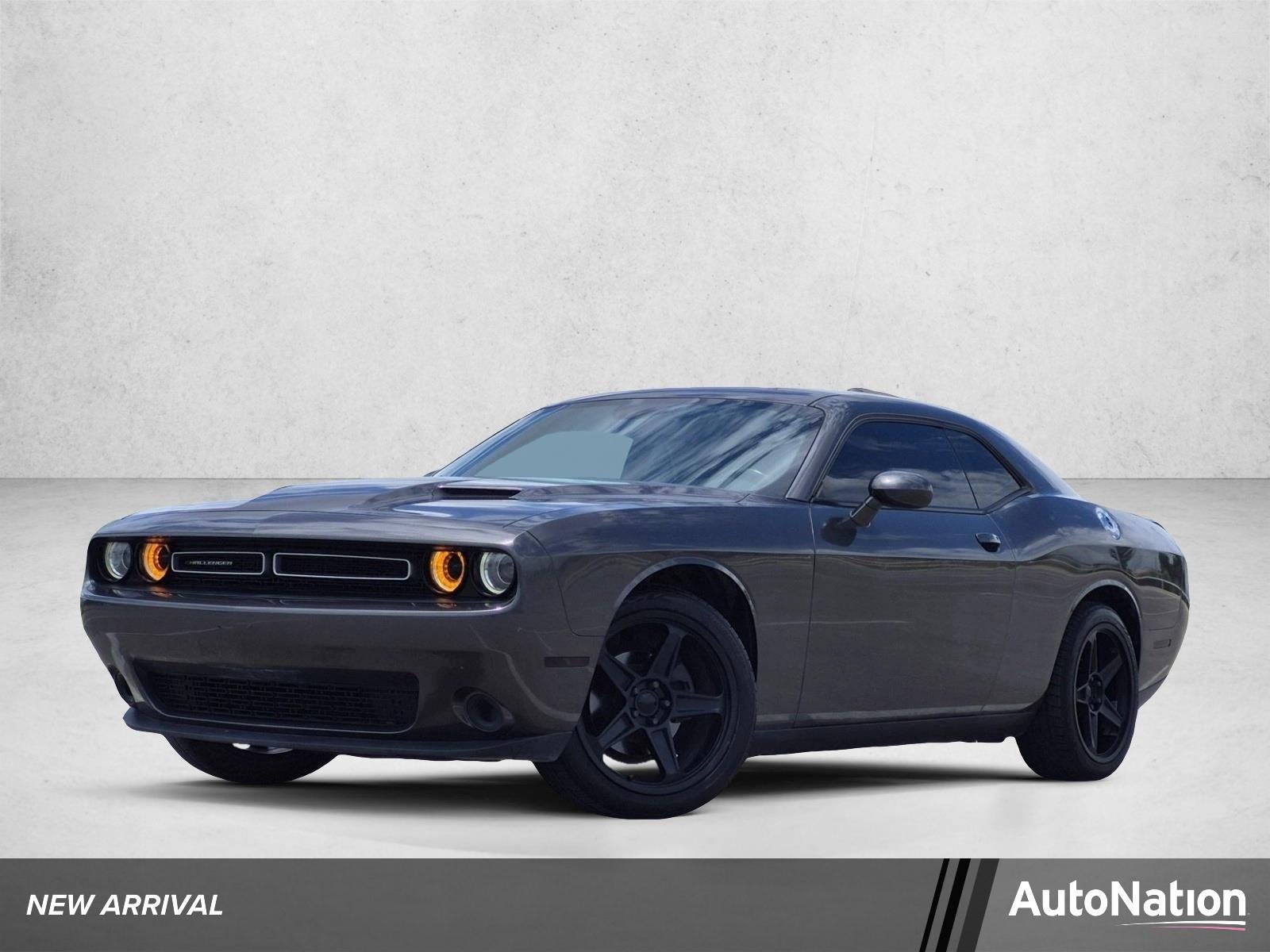 2019 Dodge Challenger SXT RWD