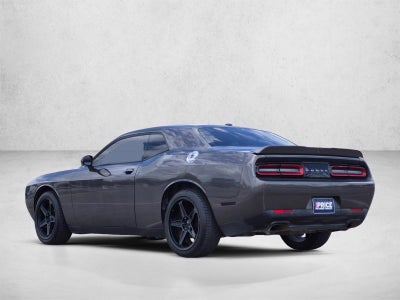 2019 Dodge Challenger SXT RWD