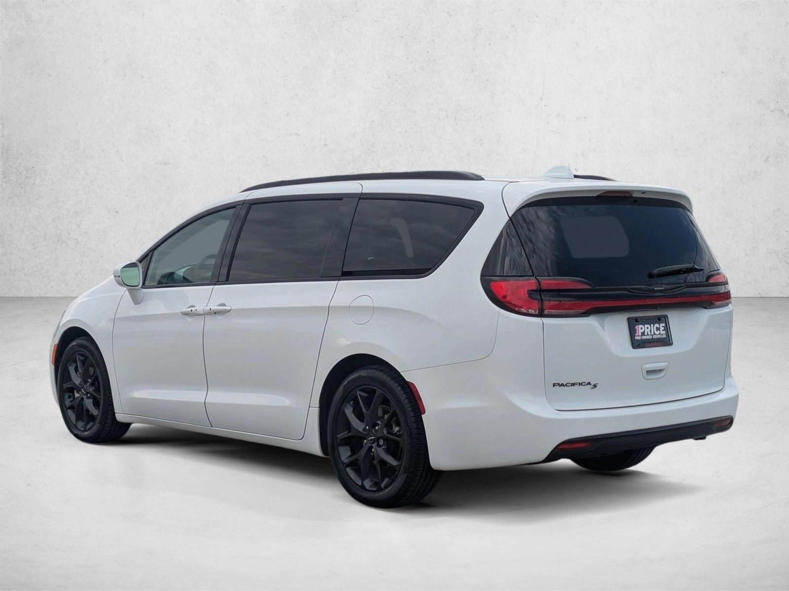 2022 Chrysler Pacifica Touring L FWD