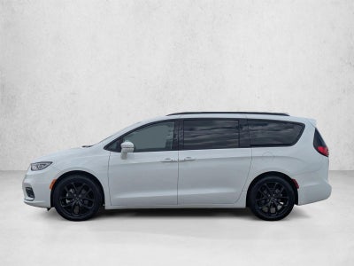 2022 Chrysler Pacifica Touring L FWD