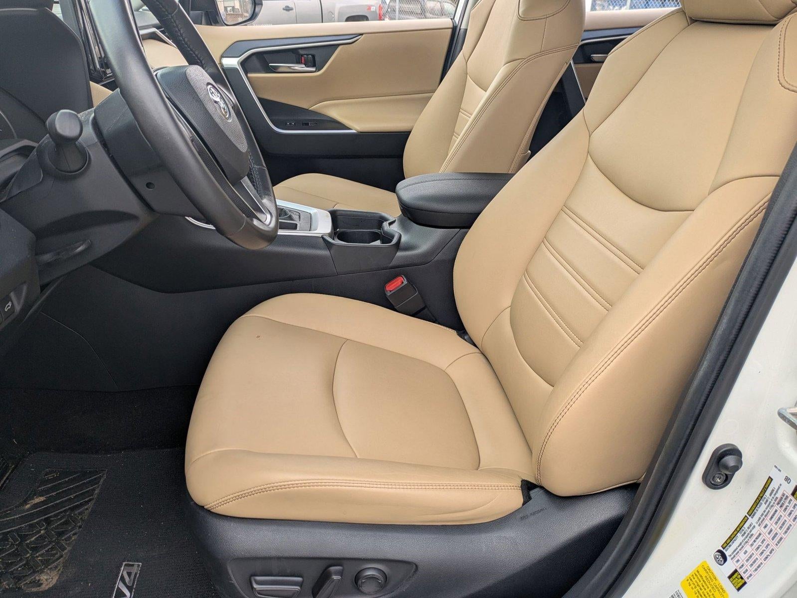 2019 Toyota RAV4 XLE Premium FWD (Natl)